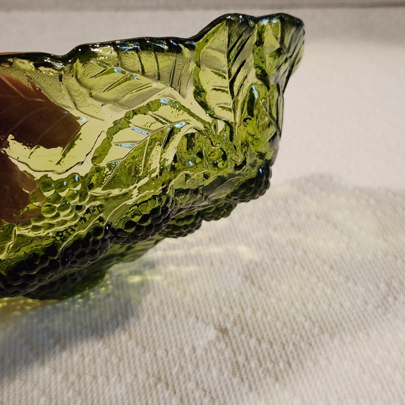 Vintage Indiana Glass Loganberry Green Glass Candy Dish Cottagecore Trinket Dish - Picture 8 of 10
